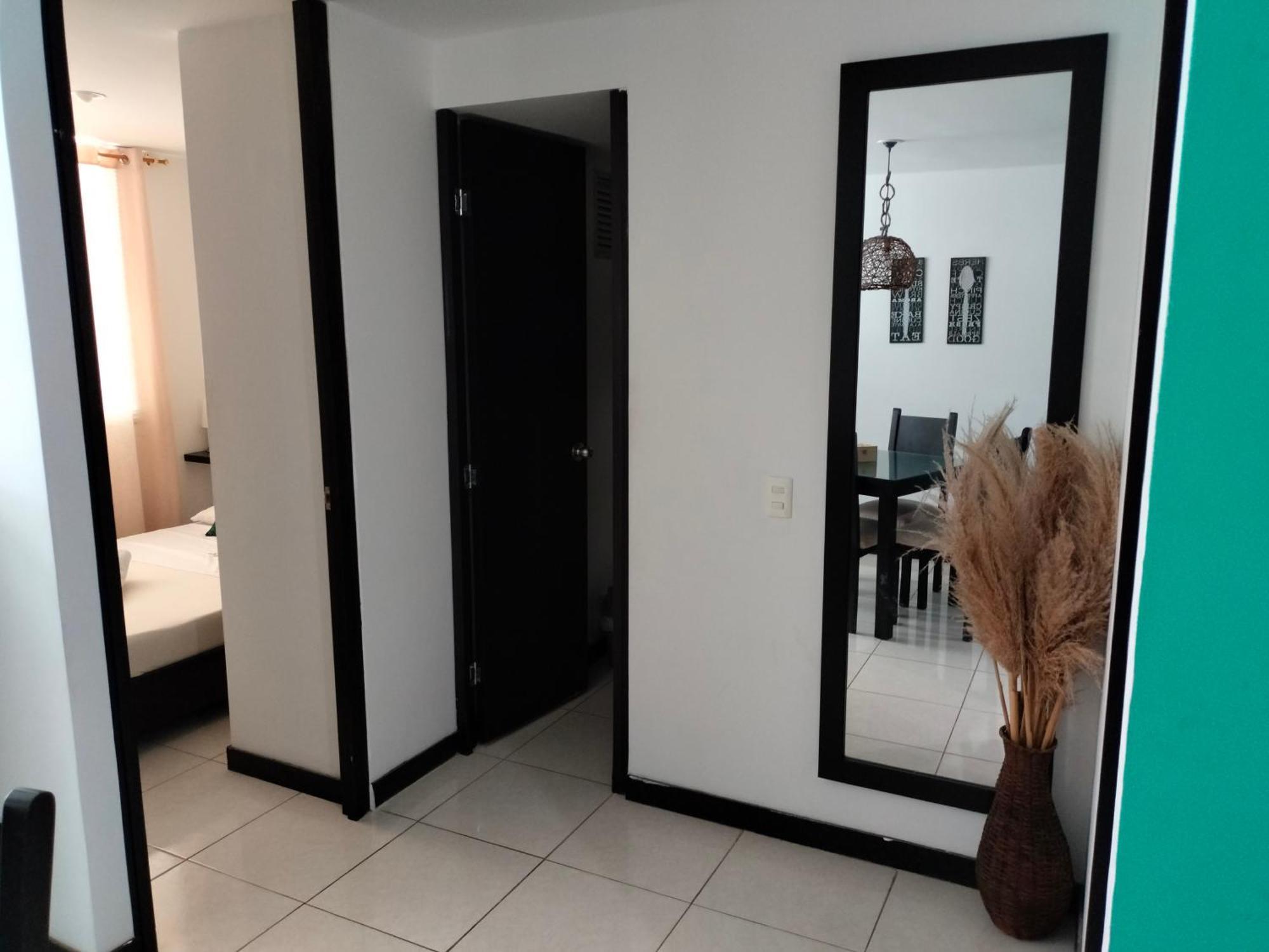 Apartamento Cerca Parque Del Cafe Con Piscina مونتينيغرو المظهر الخارجي الصورة